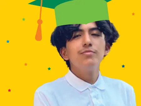 Mack, a graduating senior from CIS of Mid-America